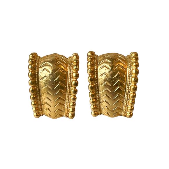 1990s Matte Embossed Gold Plate Demi Half Hoop Geometric Pattern Clip Earrings - Picture 2 of 3